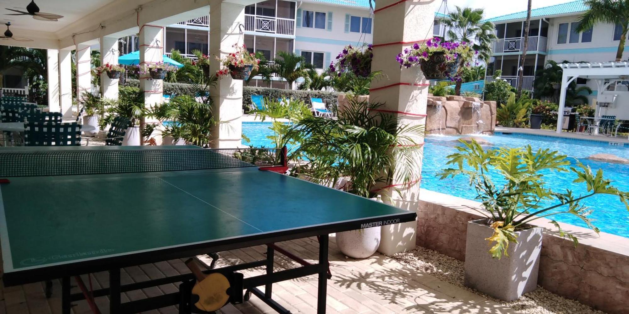Seven Mile Beach Resort George Town Buitenkant foto